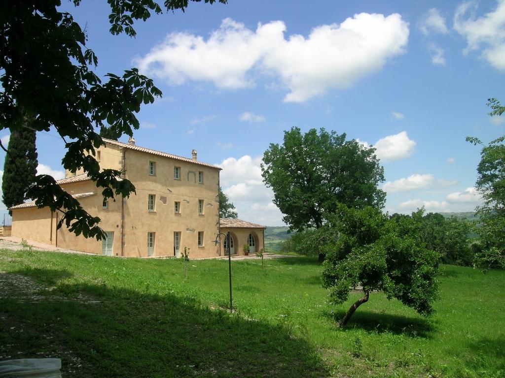 La Fonte Carducciana Villa Сан Кашано дей Бани Екстериор снимка