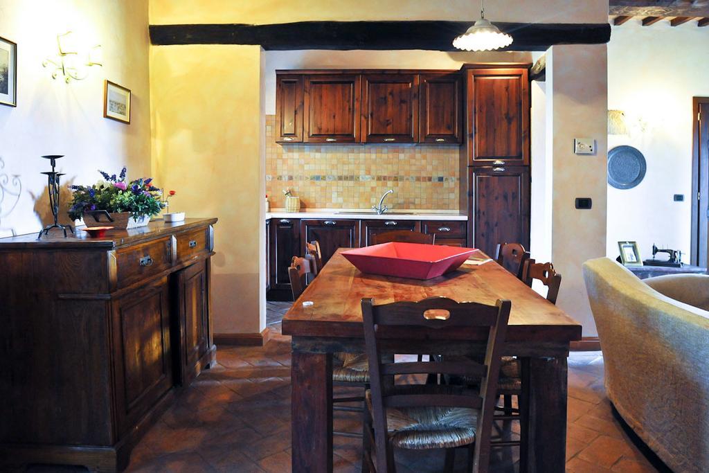 La Fonte Carducciana Villa Сан Кашано дей Бани Стая снимка