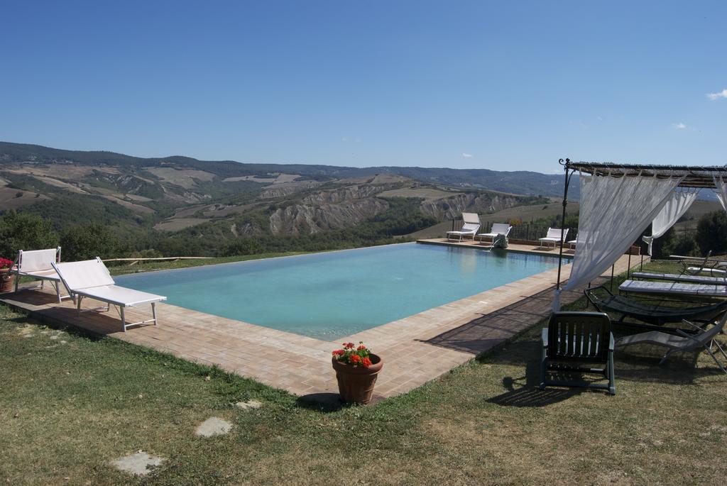 La Fonte Carducciana Villa Сан Кашано дей Бани Стая снимка