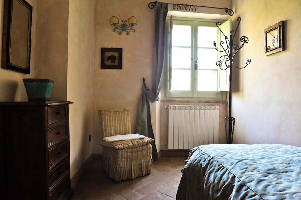 La Fonte Carducciana Villa Сан Кашано дей Бани Стая снимка
